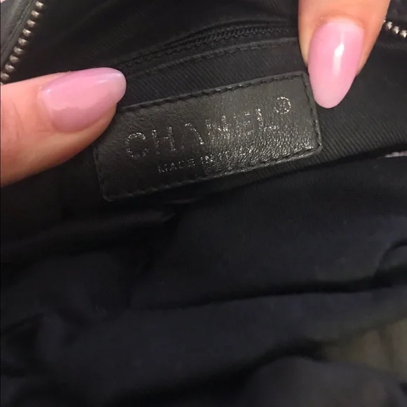 Chanel leather bag - Picture 12 of 15